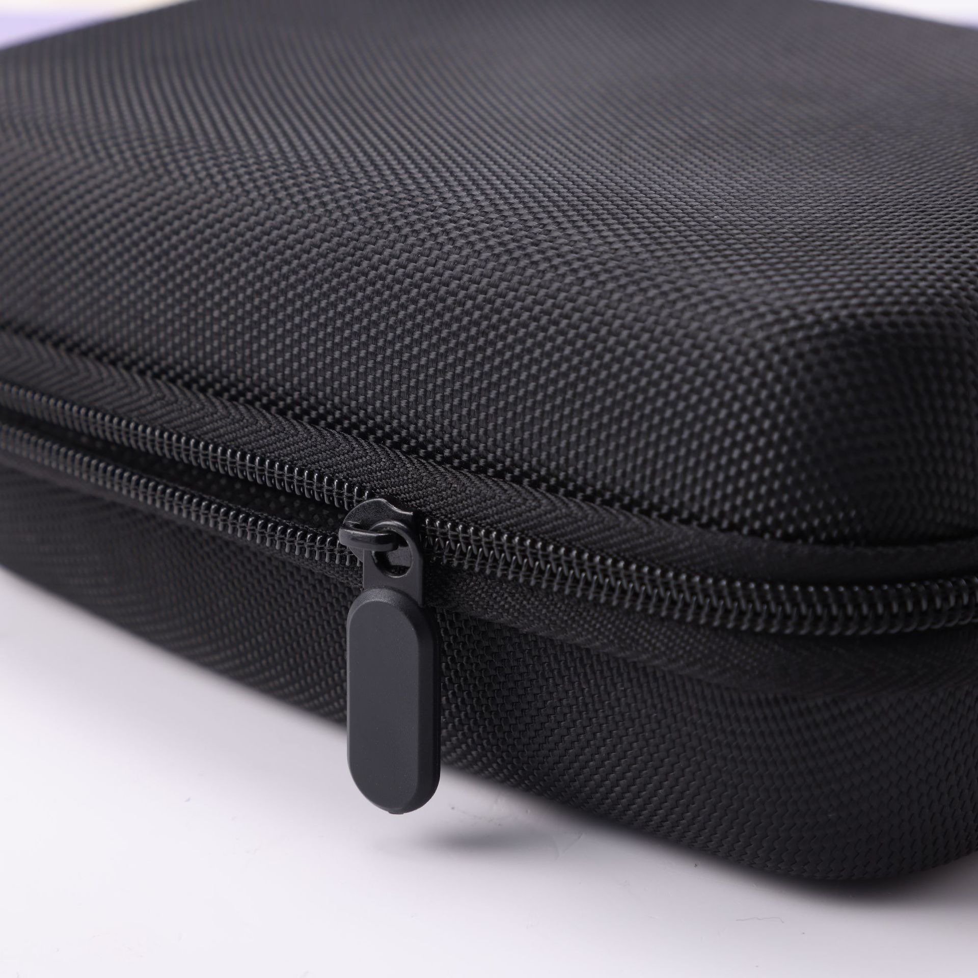 Earphone Data Storage Bag Oval - Medical Lab Tech recension och pris